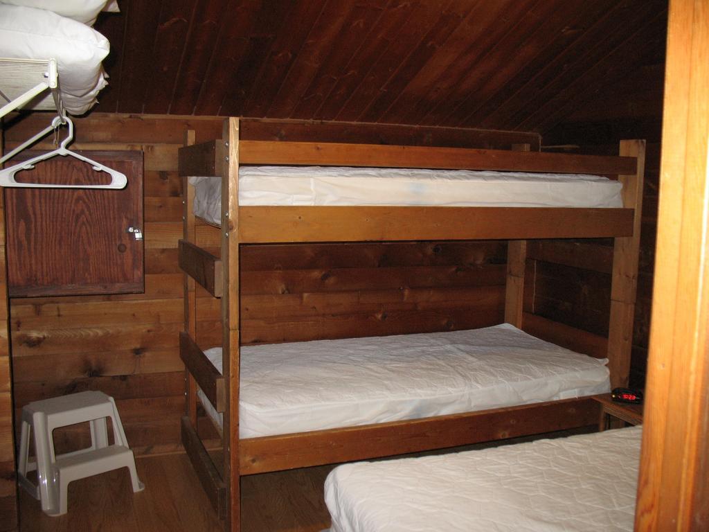 Forest Lake Camping Resort Lakefront Cabin 8 Advance Eksteriør billede